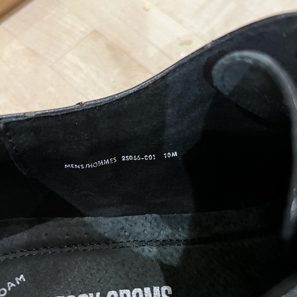 Stacy Adams, black dress shoes. Good condition from smoke free home. - Picture 3 of 4